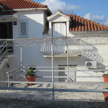 Studio Jelsa 11319b * Jelsa (Hvar)